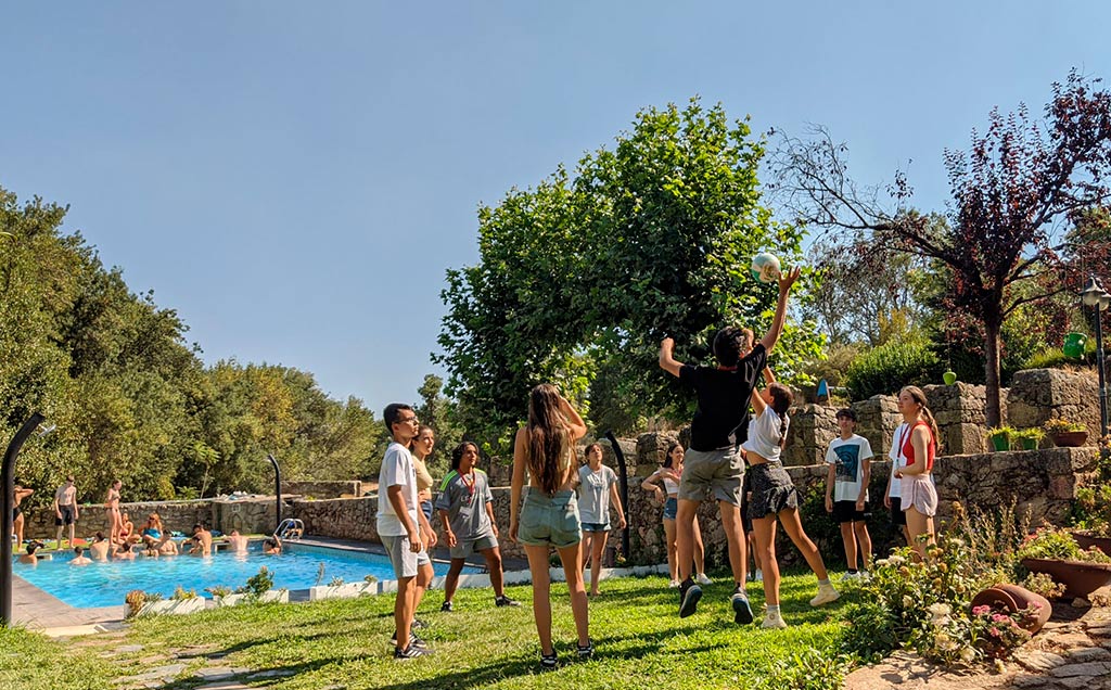 Pueblo Inglés Teens